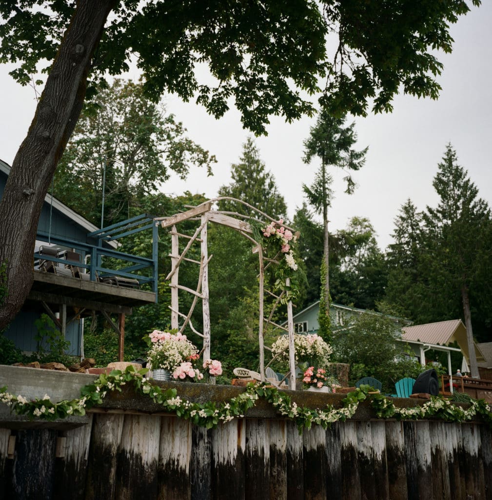 For Wedding at Water's Edge, bulkhead was decorated.