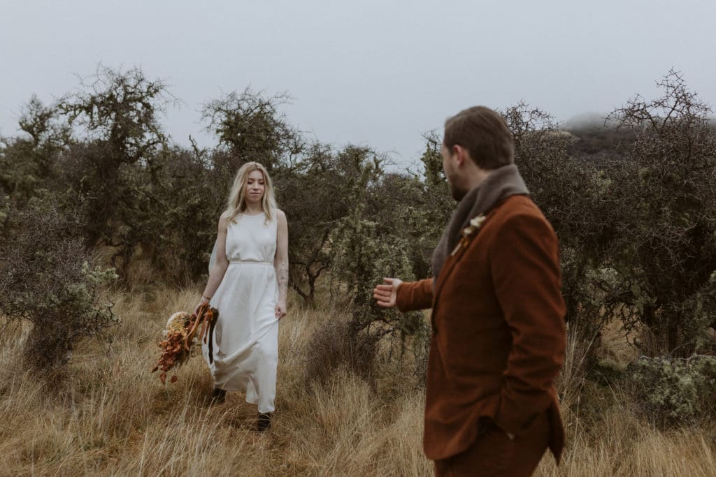 photography rule of thirds applied to portraits of bride and groom outside by bayly and moore