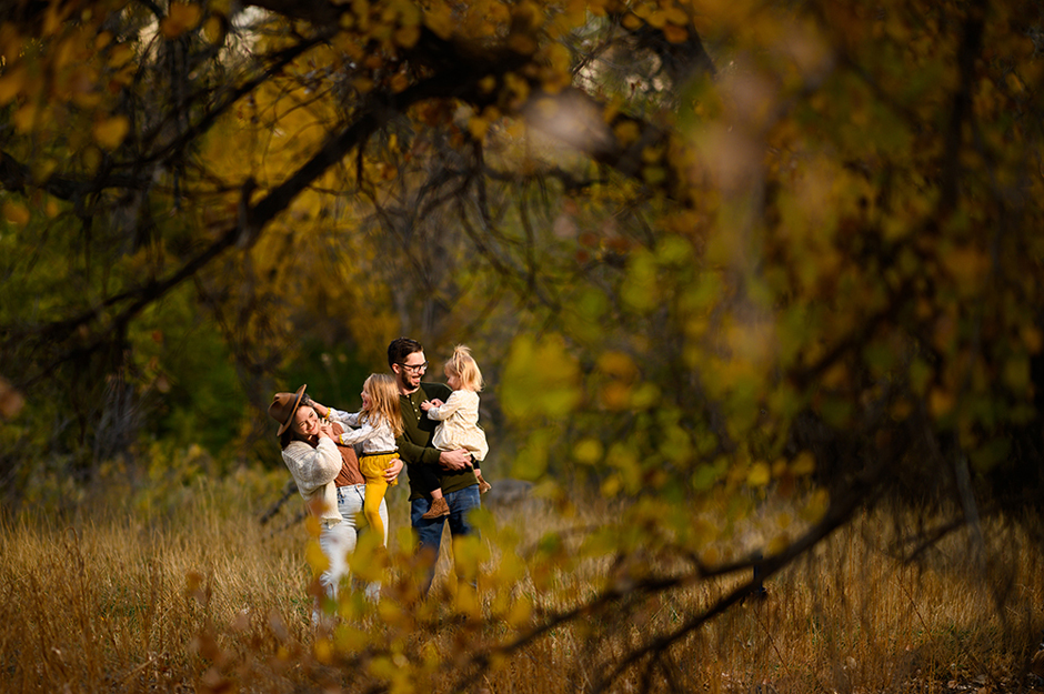 outdoor session framed by trees.