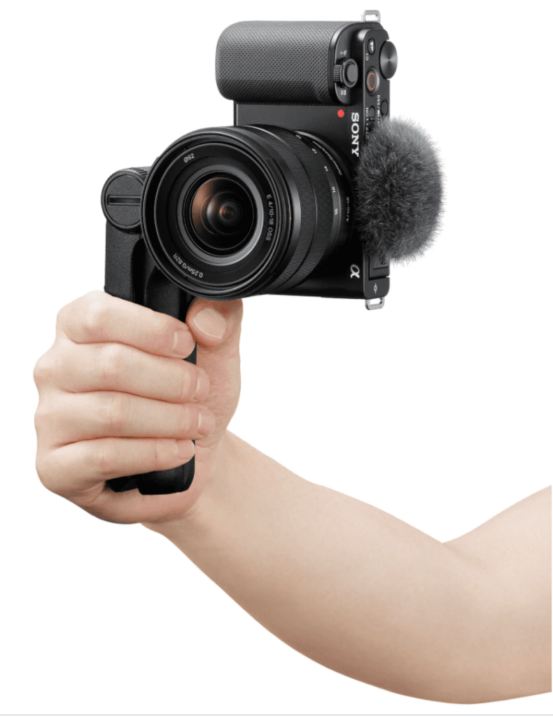 Sony ZV-1 or ZV-E10 w/Kit Lens  Which Has Better Background Blur on a  Budget?