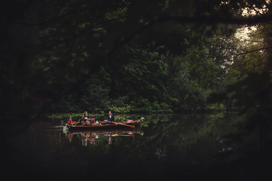 image of couple in rowboat as an example of extreme backlighting