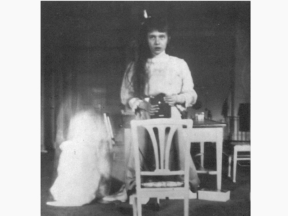 first selfie camera