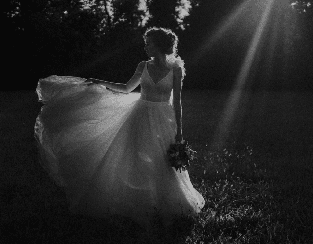 bridal portrait outside.