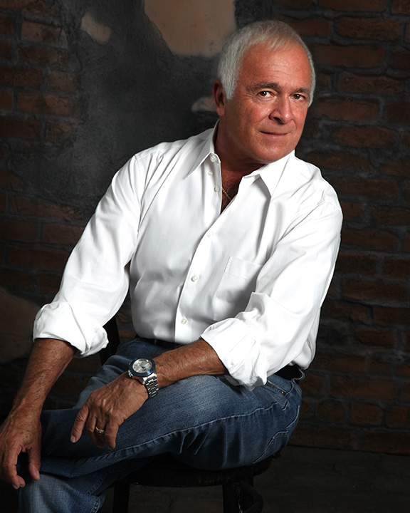 Rick Ferro tips in navigate WPPI 2023
